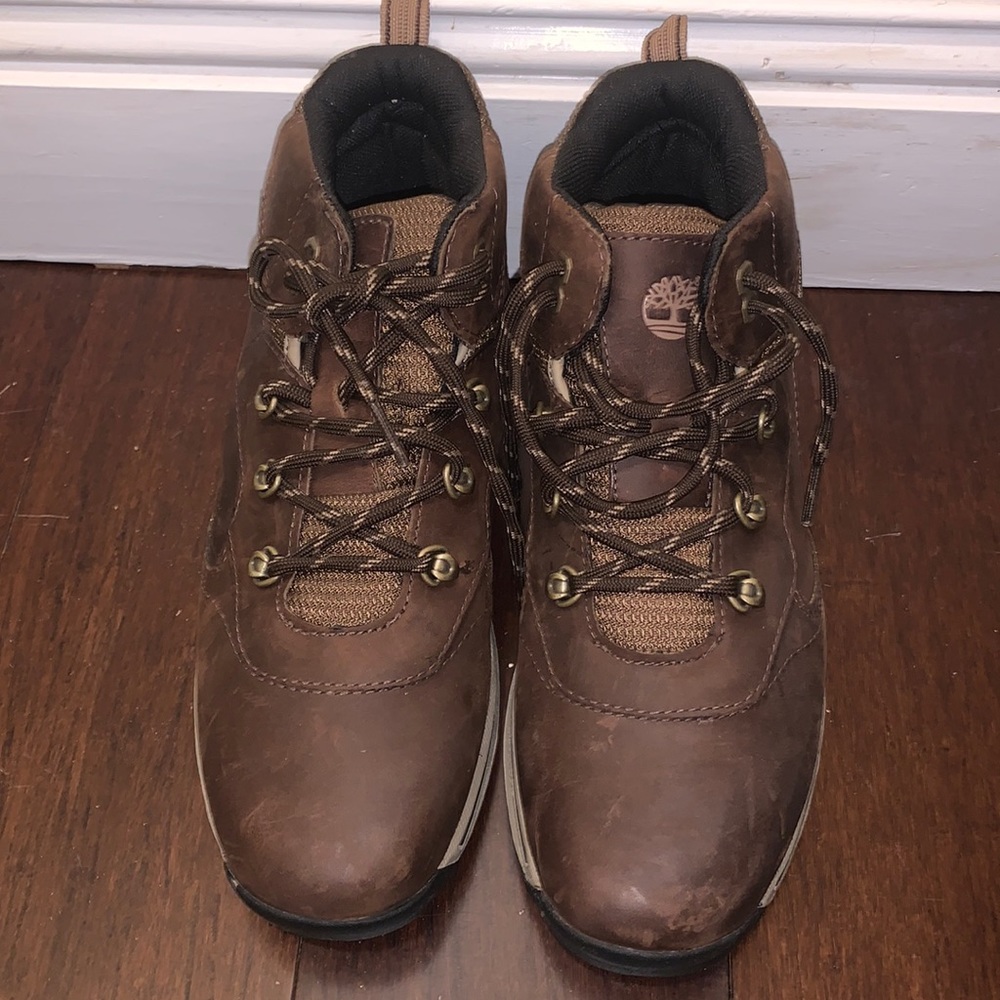 Timberland Distressed Leather Waterproof Hiking Boot Boys 5.5 NEW